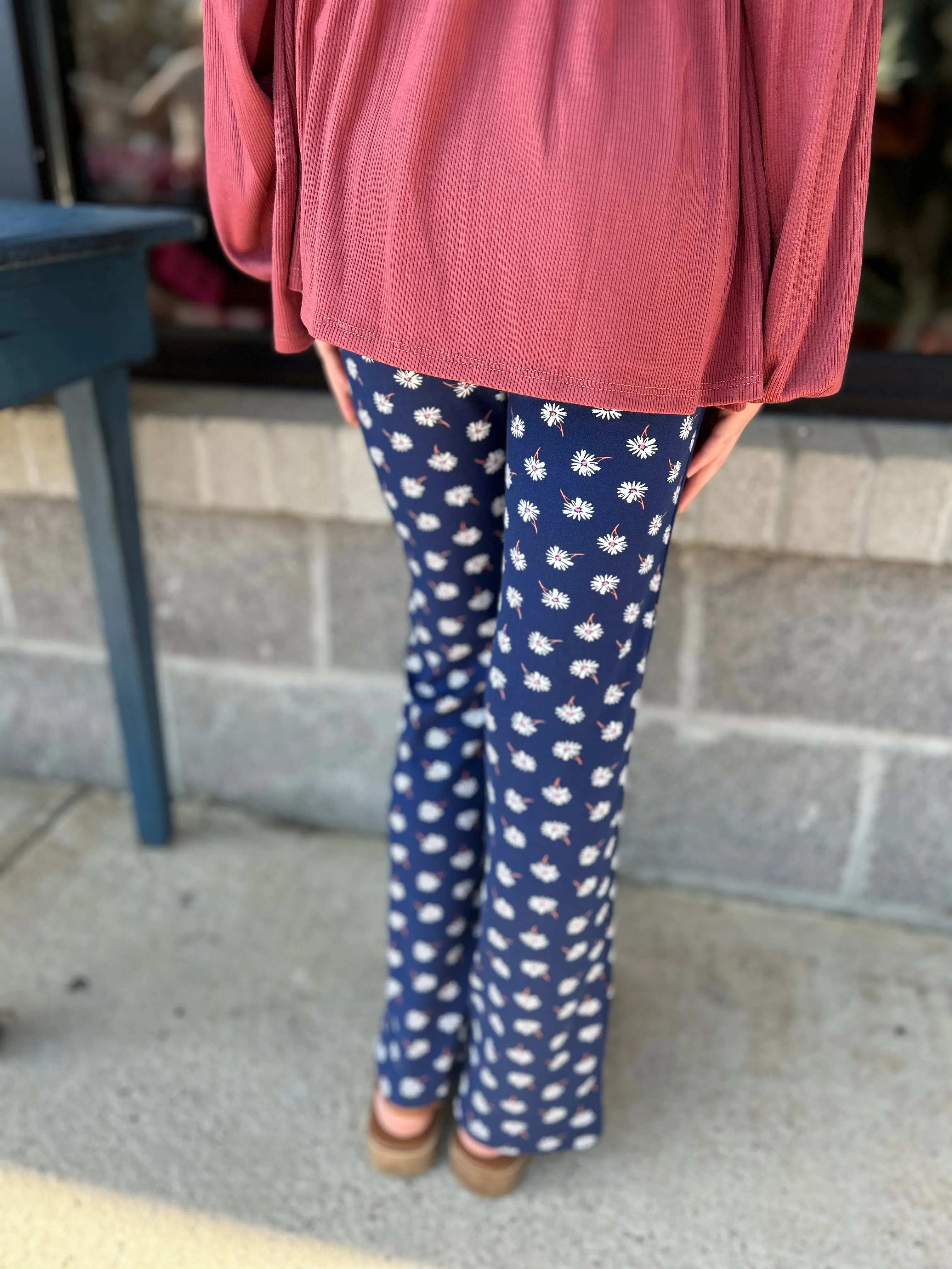 AC407 - Girls Navy White Flower Flare Pant