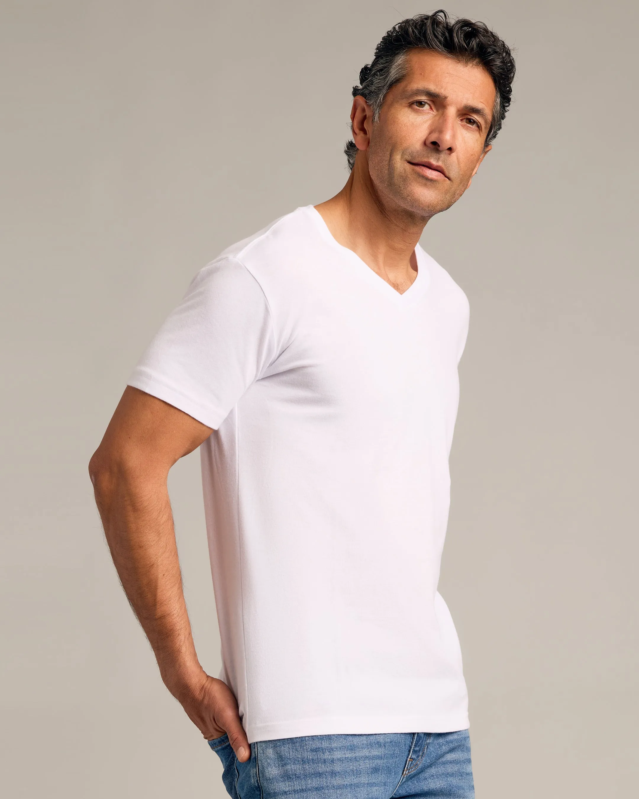 All White V-Neck 2-Pack