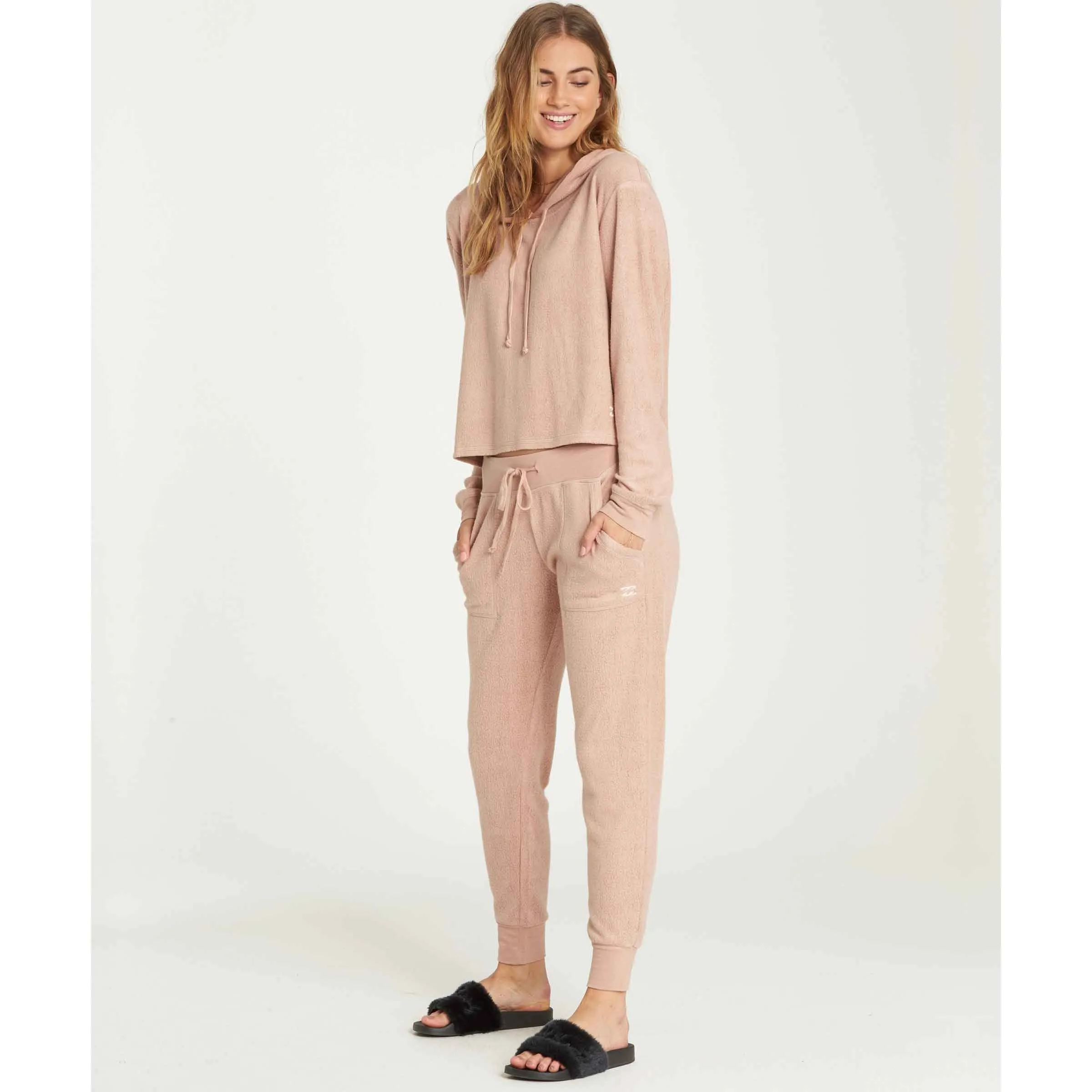 Billabong Women's Coffee Break Plush Fleece Sweatpant