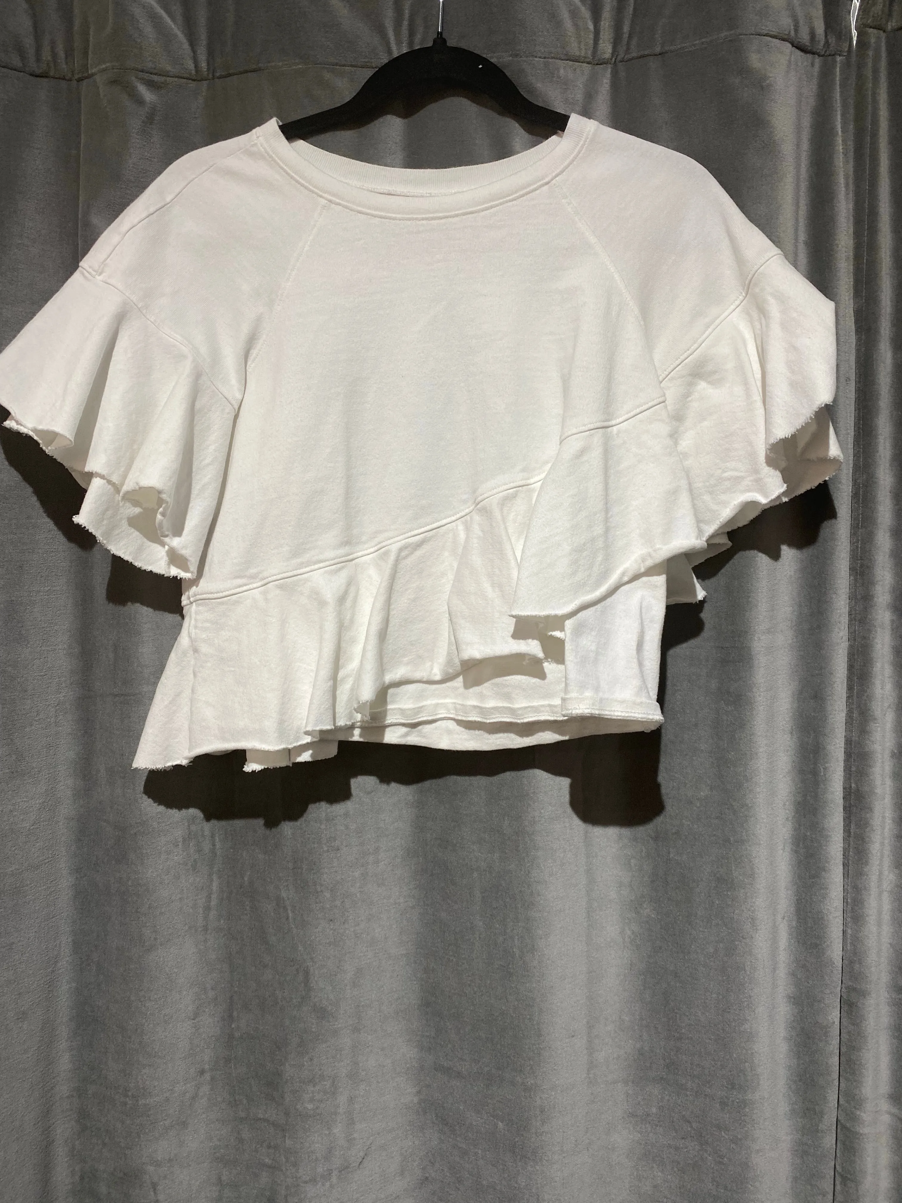 Cinq a sept Cropped Cream Ruffle T Shirt
