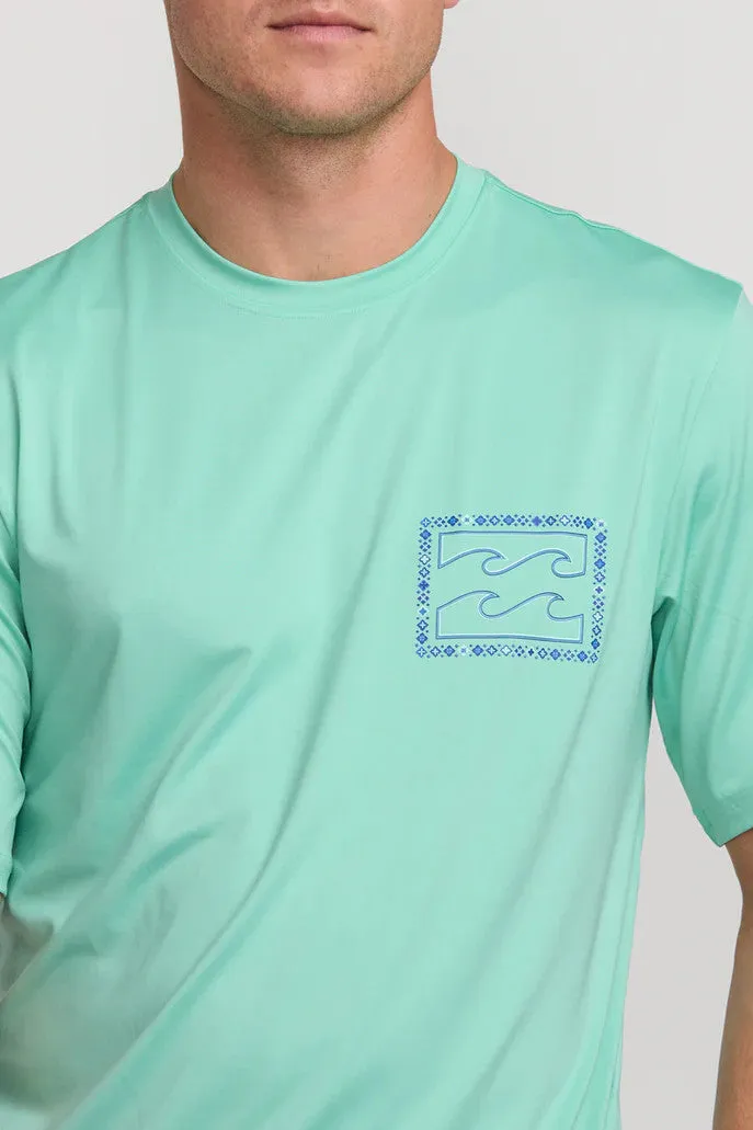 Crayon Wave Loose Fit Rashie