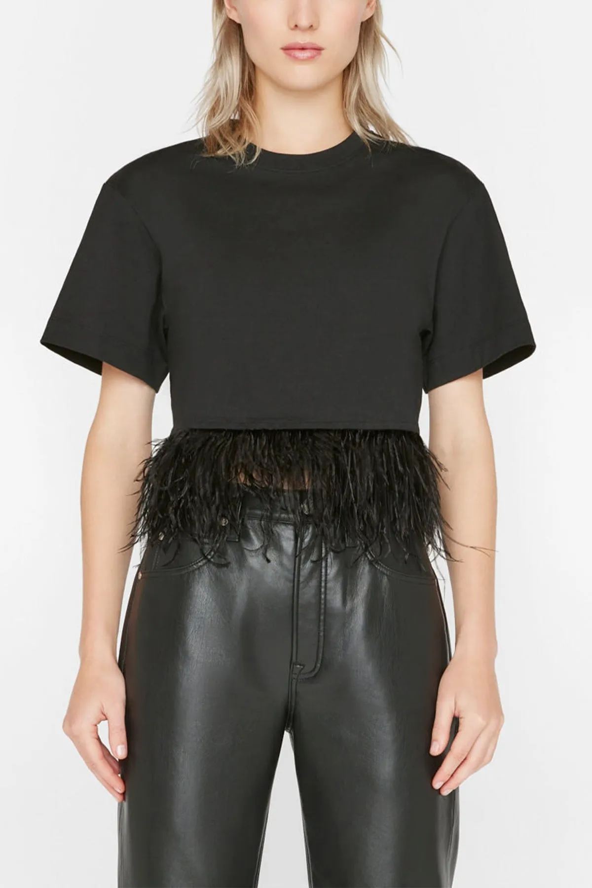 Cropped Feather Tee in Noir