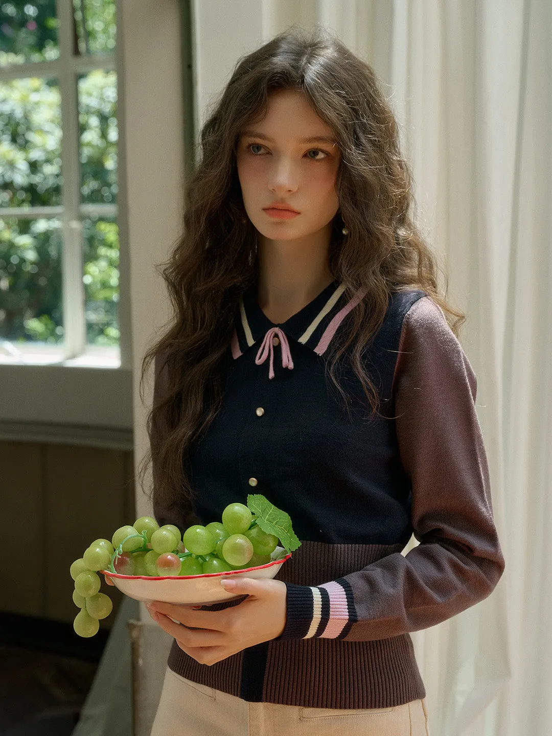 【Final Sale】Dahlia Clashing Colours Doll Neck Bowknot Pullover Sweater