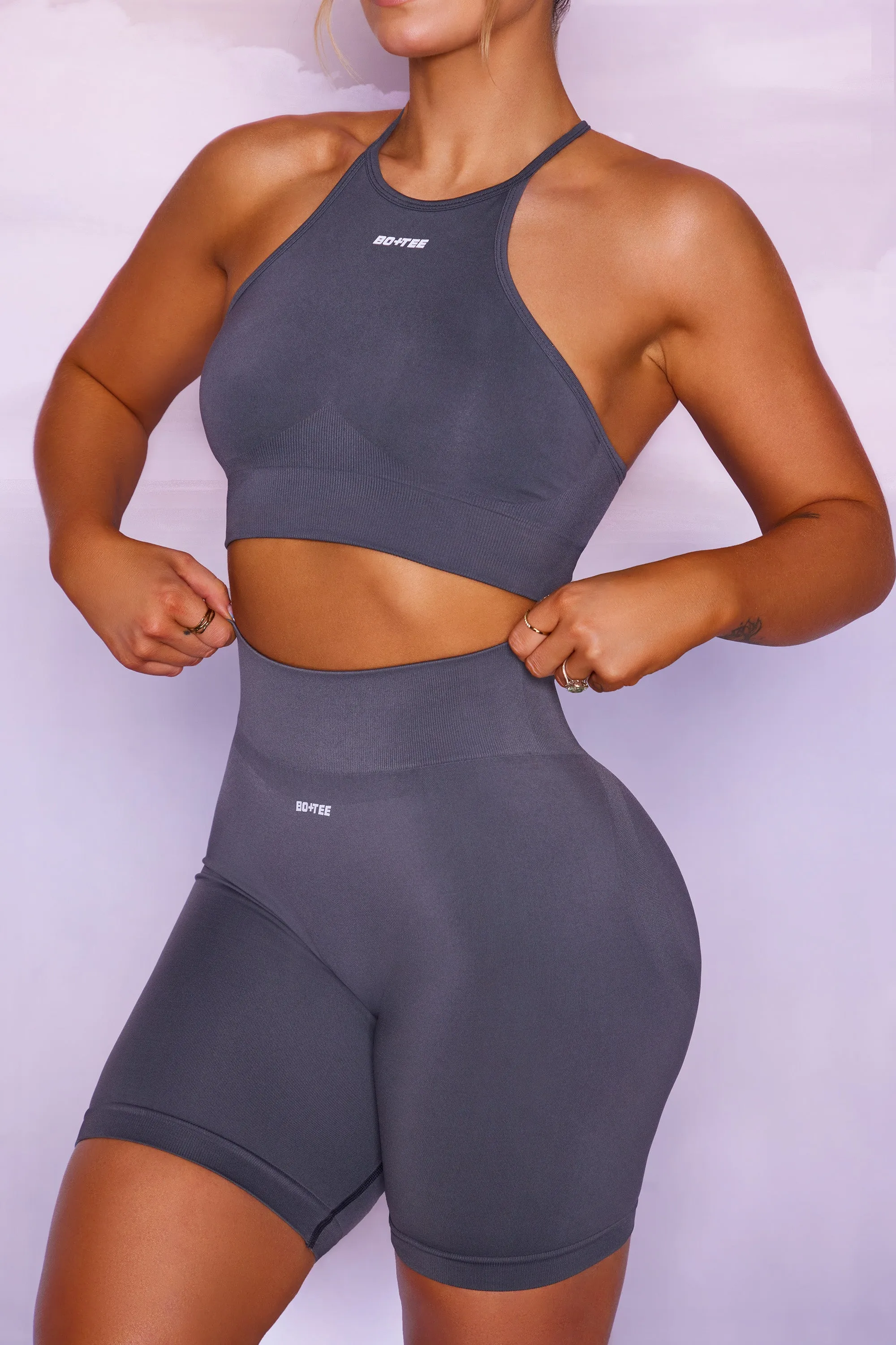 Incline - Seamless High Neckline Crop Top in Grey