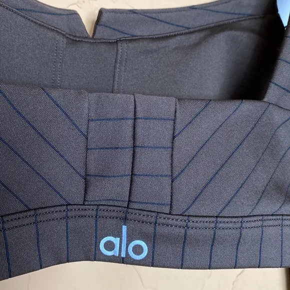 NWT ALO Yoga Pinstriped Sports Bra (see matching Flared Leggings also listed)