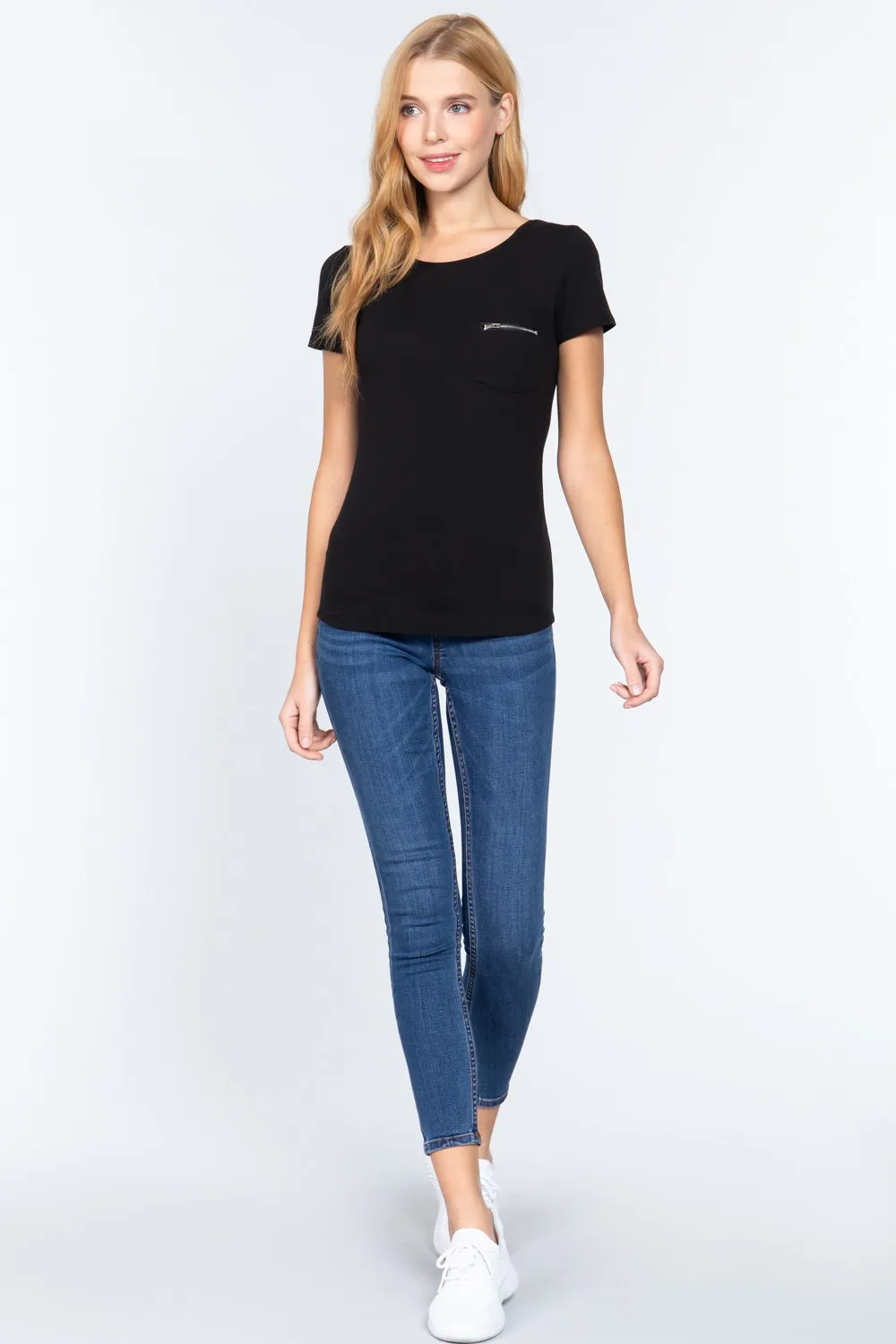 Short Slv Top W/zipper Pocket