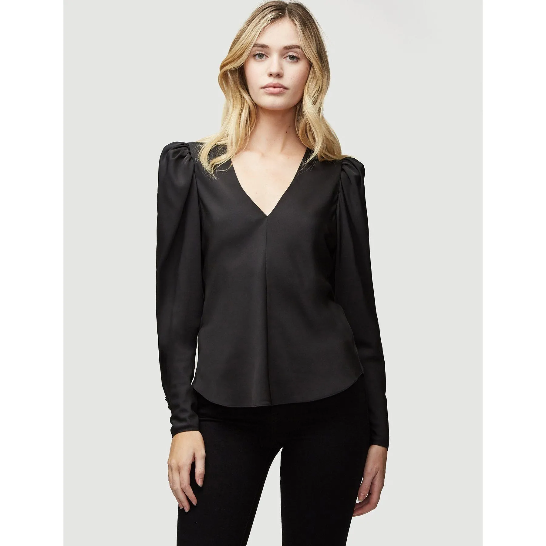 Silk Shirred V-Neck Top Noir