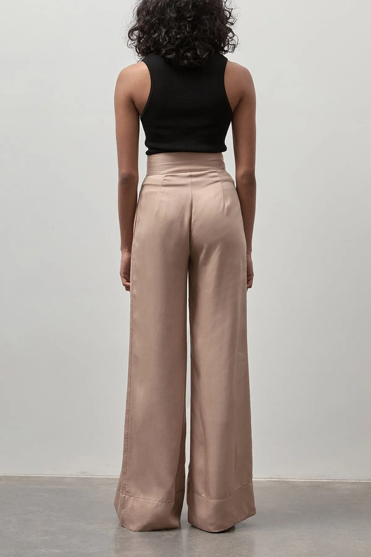 Wide Leg Pants in Nutmeg