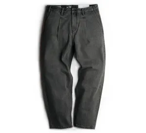 WIDE TAPERED FIT JEAN
